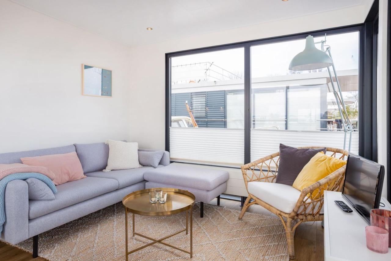 Welcome In - Houseboat Agua Dolce Met Tuin, Paviljoenwei 4, Sneek - Offingawier Exterior foto