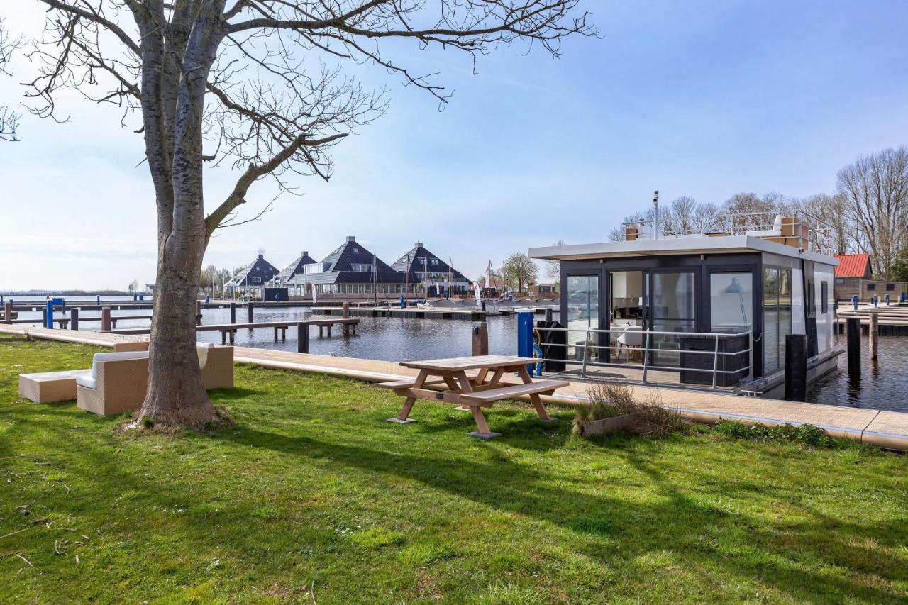 Welcome In - Houseboat Agua Dolce Met Tuin, Paviljoenwei 4, Sneek - Offingawier Exterior foto