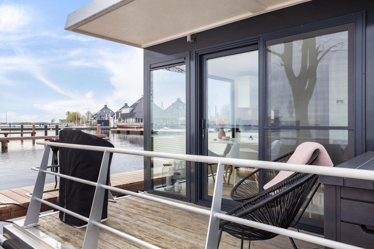 Welcome In - Houseboat Agua Dolce Met Tuin, Paviljoenwei 4, Sneek - Offingawier Exterior foto